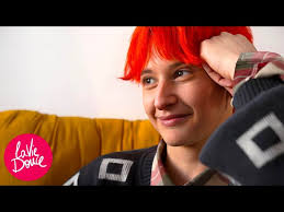 PORTRAIT DE LA JEUNE FILLE EN FEU