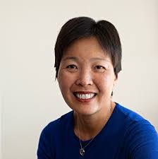 Edwina Bond's Instagram, Twitter & Facebook