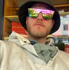 COME UNA BOMBA #BOMBA💣 ESPLODERÀ IL SETTORE: STATE ATENTI !!! #bisceglie  #cori #calcio #tifosi #