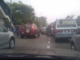 Traffic accidents in the road way what cause the high level of traffic congestion. Dude This Is Really Stupid Malaysia S Traffic Jams Truly Wonder Of Asia Presented By Stupid Malaysian Drivers