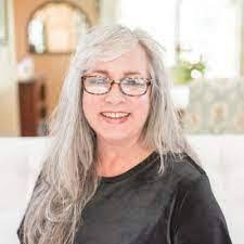 Epifania Merlo's Instagram, Twitter & Facebook