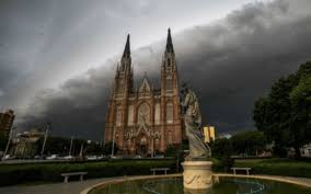 Pronóstico de lluvia en La Plata: ¿A qué hora llega la tormenta? ¿Cómo afectará el clima en Buenos Aires el jueves 5 de febrero de 2026?