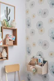 Une Chambre D Enfant Parfaitement Decoree Papier Peint Papier Peint Chambre Enfant Decoration Chambre Bebe