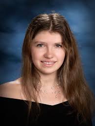 Can someone remove frizzy hair in photo?