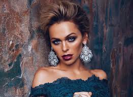 Многие знают анну по роли маши беловой в сериале «универ. Intervyu S Annoj Hilkevich