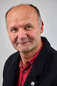 Prof. Dr. Manfred Stoll