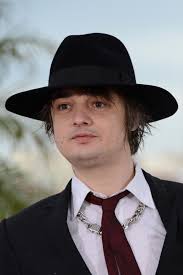 His other musical project is indie band babyshambles. Pete Doherty Starportrat News Bilder Gala De
