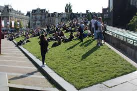 The cheapest way to get from duivendrecht to museumplein costs only 3€, and the quickest way takes just 9 mins. Museumplein In Amsterdam
