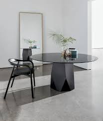 3/16″ thick glass works well for a glass table top cover that rests on a table top or on lighter duty tables where the glass fits into an outside frame. Deod Design Dining Table Table Sovet