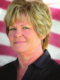 Jackie Hardman's Instagram, Twitter & Facebook