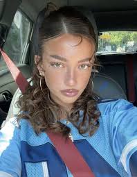 Emily Wunderlich (emiwu1509)