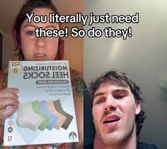 Therawell Moisturicing Gel Socks