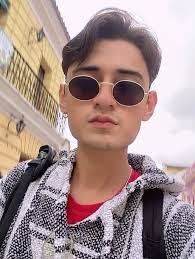 Otro mundo es posible🙌, Hace un añito✨