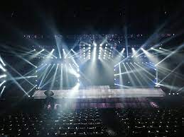 Southern California Based Production Company Visions Lighting Was Contracted To Design The Lighting Vide Set Design Theatre Stage Lighting Design Stage Design