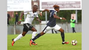 Aaron boupendza is a gabonese professional footballer who plays as a forward for turkish club hatayspor. Football Transfert Aaron Boupendza Prete A Pau Fc Gabon Sport
