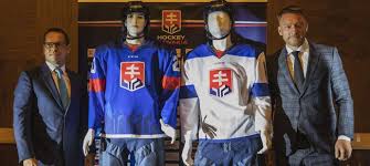 Sp neymar brazílie fotbalový a3 komplet 2018 2019 dres trenýrky štulpny. Slovensko Predstavilo Nove Dresy Hokejky Se Dostaly Do Statniho Znaku Isport Cz
