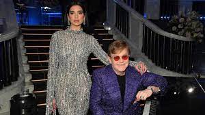 She moved to kosovo at the age of 11 before Elton John Feat Dua Lipa So Klingt Ihr Gemeinsames Duett Cold Heart Musikexpress