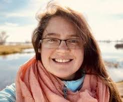 Sarah Thrasher's Instagram, Twitter & Facebook