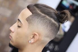 A taper fade on the sides gives guys plenty of haircut options, and is part of the reason there are so many different bun styles. 35 Best Man Bun Hairstyles 2021 Guide