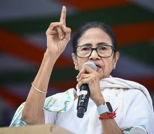 In Mamata Banerjee's Bengal, Jobs and Cheques Are a Crisis Management Model - The Wire