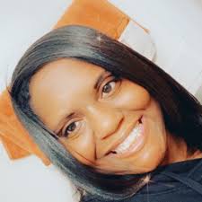 LaVonne Smith, LMSW, is a Bronx native who has worked to support the New  York City community her whole life. LaVonne applied to BronxWorks in 2005  in search of a career related