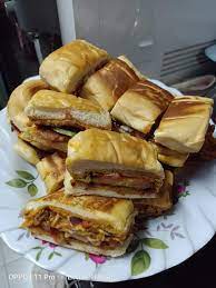 Sebenarnya, saya hanya mahu berkongsi resipi roti john sardine, tetapi ramuannya mudah. Sedapnya Resepi Roti John Sardin Roti John Sardin 1 Facebook