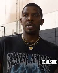 NBA player Booker's new contract extension