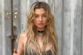 Billie eilish breasts nude Sam Kingwin-January 5, 2025.