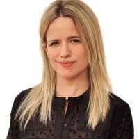 Laura Inda's Instagram, Twitter & Facebook