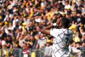 Multiple payment methods · 260+ european carriers Rugby Top 14 Trois Cas Positifs Au Covid 19 A Bordeaux Begles Le Match Face A Clermont Annule Actu Rugby