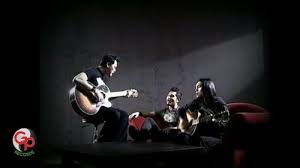 Jangan pernah sesali jangan pernah tangisi semuanya yang pernah terjadi. Chord Gitar Dan Lirik Lagu Selamat Tinggal Masa Lalu Andra And The Backbone Tribun Manado