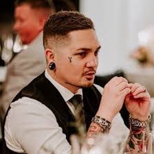 Jeffrey Pledger's Instagram, Twitter & Facebook