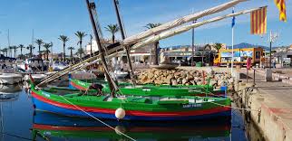 Balade Sur Le Port De Saintcyprien Tourism Port Barque Catalane Cyprien Saint Barque