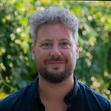 Alex Branson's Instagram, Twitter & Facebook