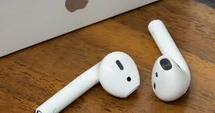 Apple S New Airpods Bring Minor Updates To The Much Loved Originals Digital Trends Wireless Earbuds Earbuds Apple Airpods 2