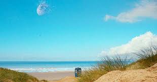 Kill The Moon Series 8 Episode 7 Originally Broadcast On Bbc One On October 4 2014 Written By Peter Harness The Moon Is A Giant Egg The Giant Winged Cre