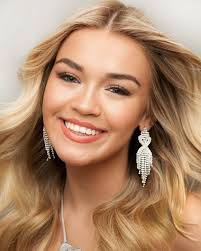 Miss Middle Tennessee, Marti Sullivan and her TriStar's, Olivia and Harper!