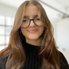 The team and company culture at illuxi