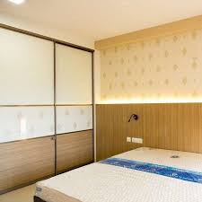 Pin By Shivani Deshpande On Inspo In 2020 Wardrobe Design Bedroom Sliding Door Wardrobe Designs Bedroom Closet Design