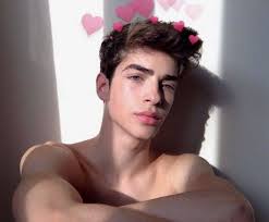 Fallow me boys and girls 💘