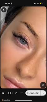 Is there any lash techs that could do some lashes today for me near Hebburn  ?? Looking for something like the picture