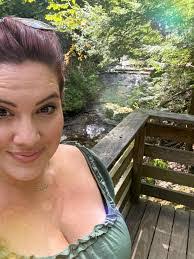 Krystal Lynch's Instagram, Twitter & Facebook