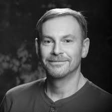 Steve Hetherington is back, this time as Steve Marsh in Silver Dagger! Can  you feel the tension building? Tell us, what's your favorite part of a  mystery? The twists? The clues? We