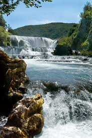 Zahvaljujući osnivaču nacionalnog parka una vladi federacije bih, federalnom ministarstvu okoliša i turizma, zastupnicima s područja. Una Fluss Nationalpark Dein Guide Fur Touren Wanderungen