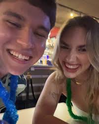 Mina Arnold (@mina_1arnold) • Instagram photos and videos