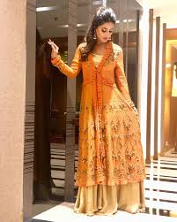 Best Dressed Worst Dressed Tv Actresses During Navratri 2018 Hina Khan Shivangi Joshi Bhumika Gurung Jennifer Winget Or Divyanka Tripathi Casually simple elegant kurti are designed for women to wear in their daily life routine but other than casual kurti; best dressed worst dressed tv