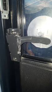 Right hand rv camper replacement screen door latch handle rh amerimax jr 10765. We Discover Canada And Beyond Replacing The Door Handle On The Rv Screen Door