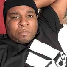 Derek Donaldson's Instagram, Twitter & Facebook