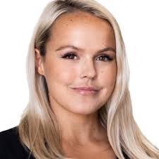 Tara Cassidy's Instagram, Twitter & Facebook