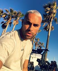 Soin de cheveux pour homme : 6 Coupes De Cheveux Pour Homme Qui Redeviennent Etonnamment Cool Identite